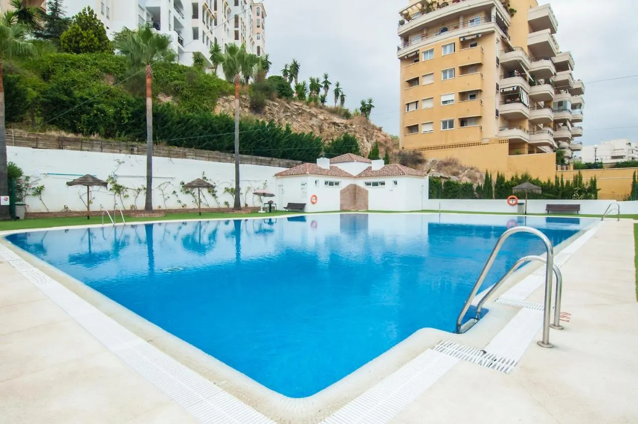 Seaside Terrace: 2-Bedroom Apartment with Pool and Ocean Views Estepona